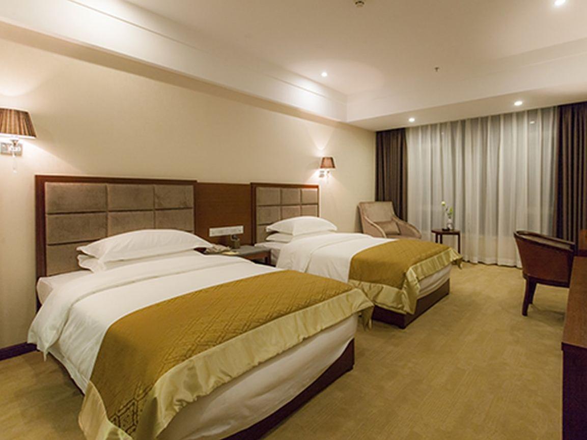 Golden Palm Hotel Zhuhai Exteriör bild
